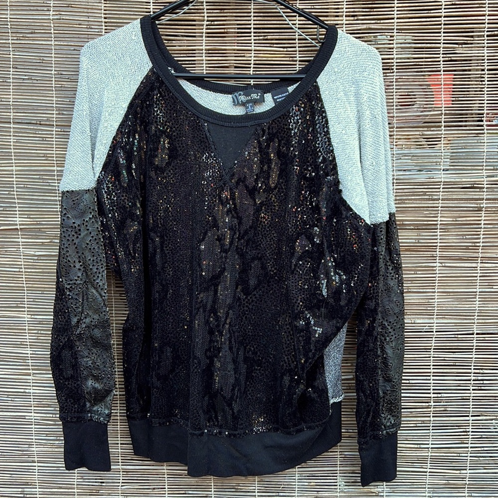 Miss me long sleeve top size small